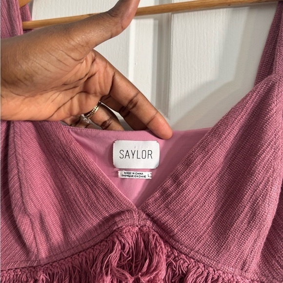 Saylor Nicolaia Dress in Mauve - Picture 4 of 6